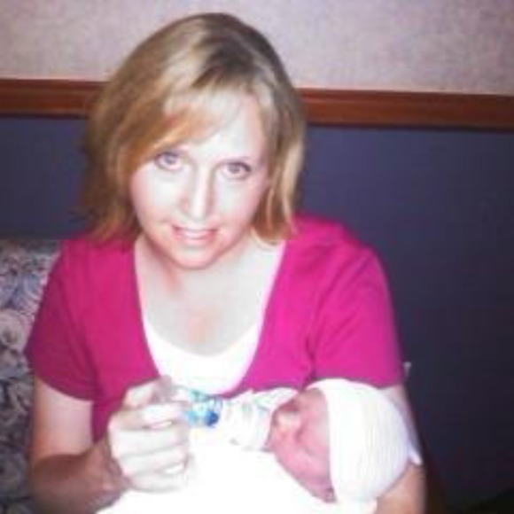 Meet your Posher, Michelle - Picture 3 of 8